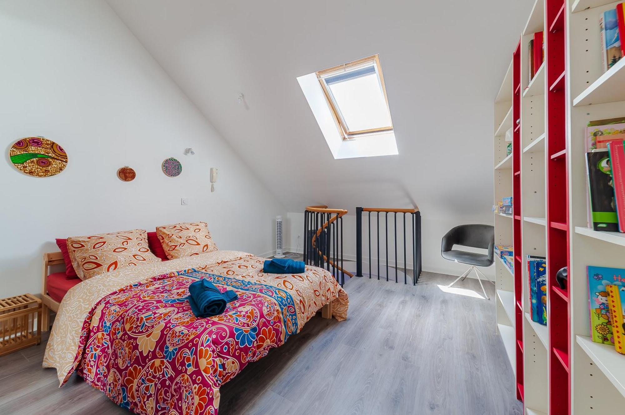 Cosy Modern Apartment - 1 Minute Walk From Train Station Creil Εξωτερικό φωτογραφία